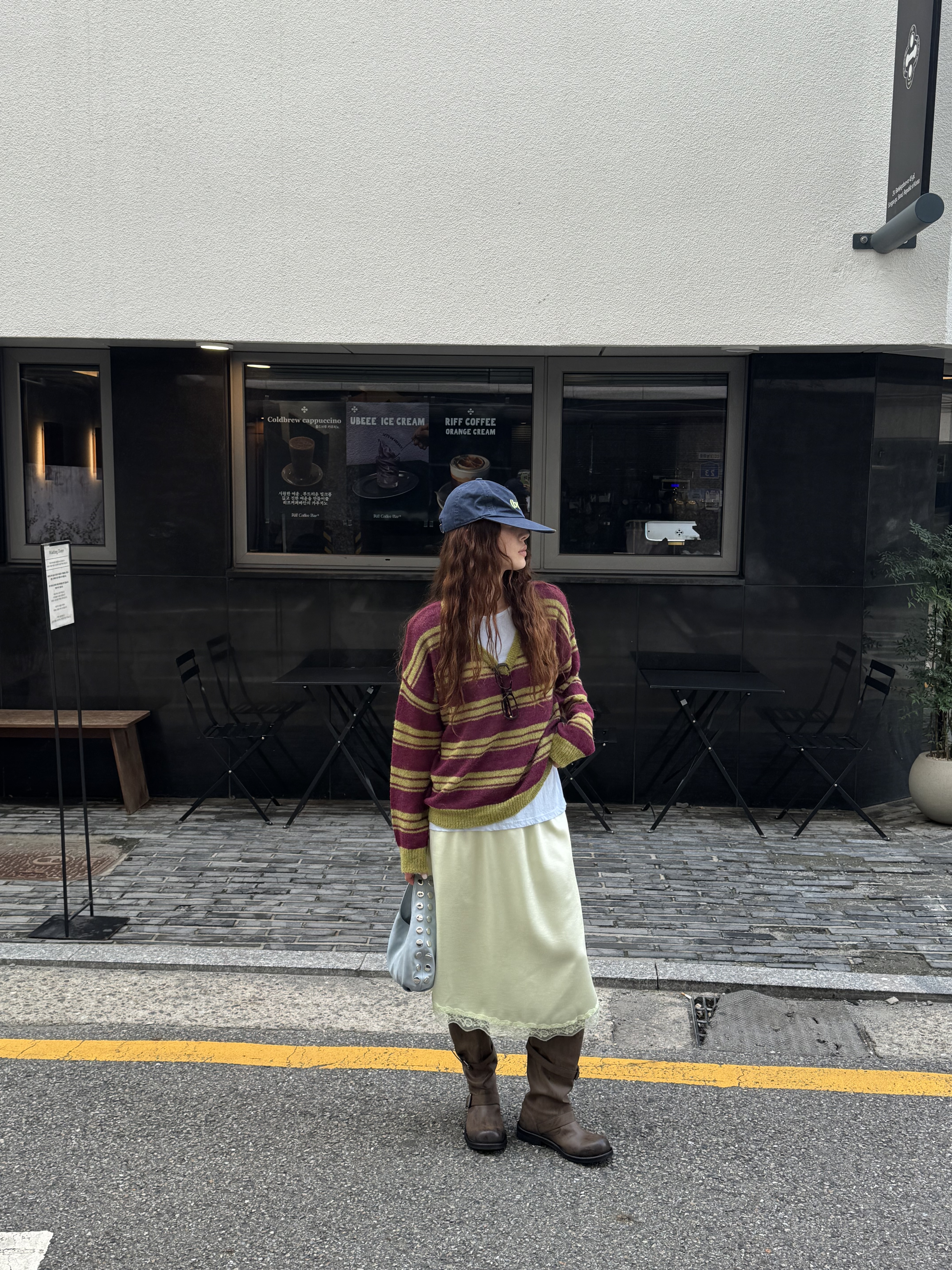アルパカ混紡Vネックルーズ長袖ボーダー配色ニット | 詳細画像14