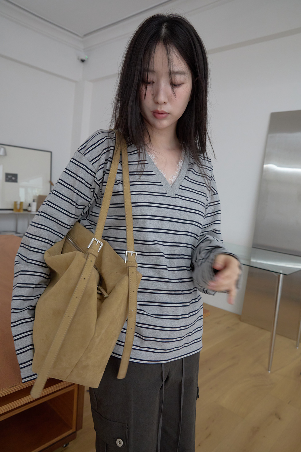スエード調無地ショルダーバッグバッグポーチ付FW | 詳細画像3