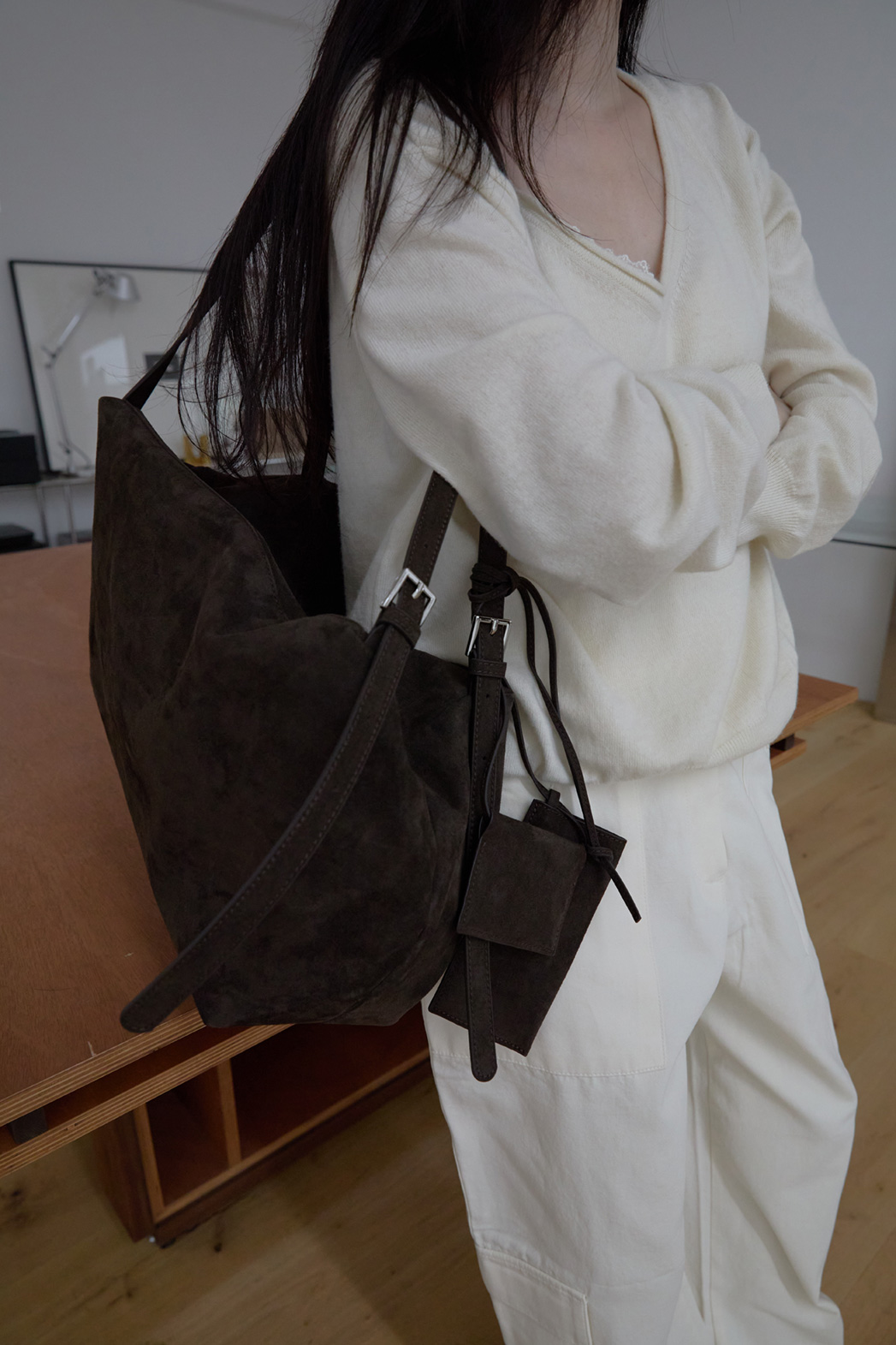 スエード調無地ショルダーバッグバッグポーチ付FW | 詳細画像26