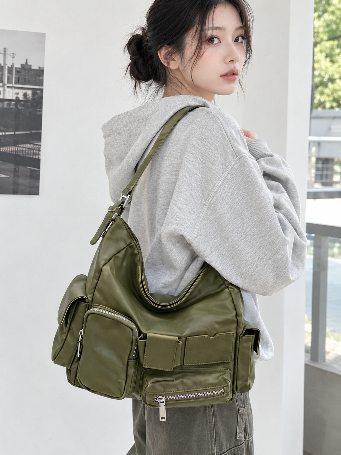 レザー調ショルダーバッグショルダーバッグ2WAYストラップセット(バックルあり) | 詳細画像9