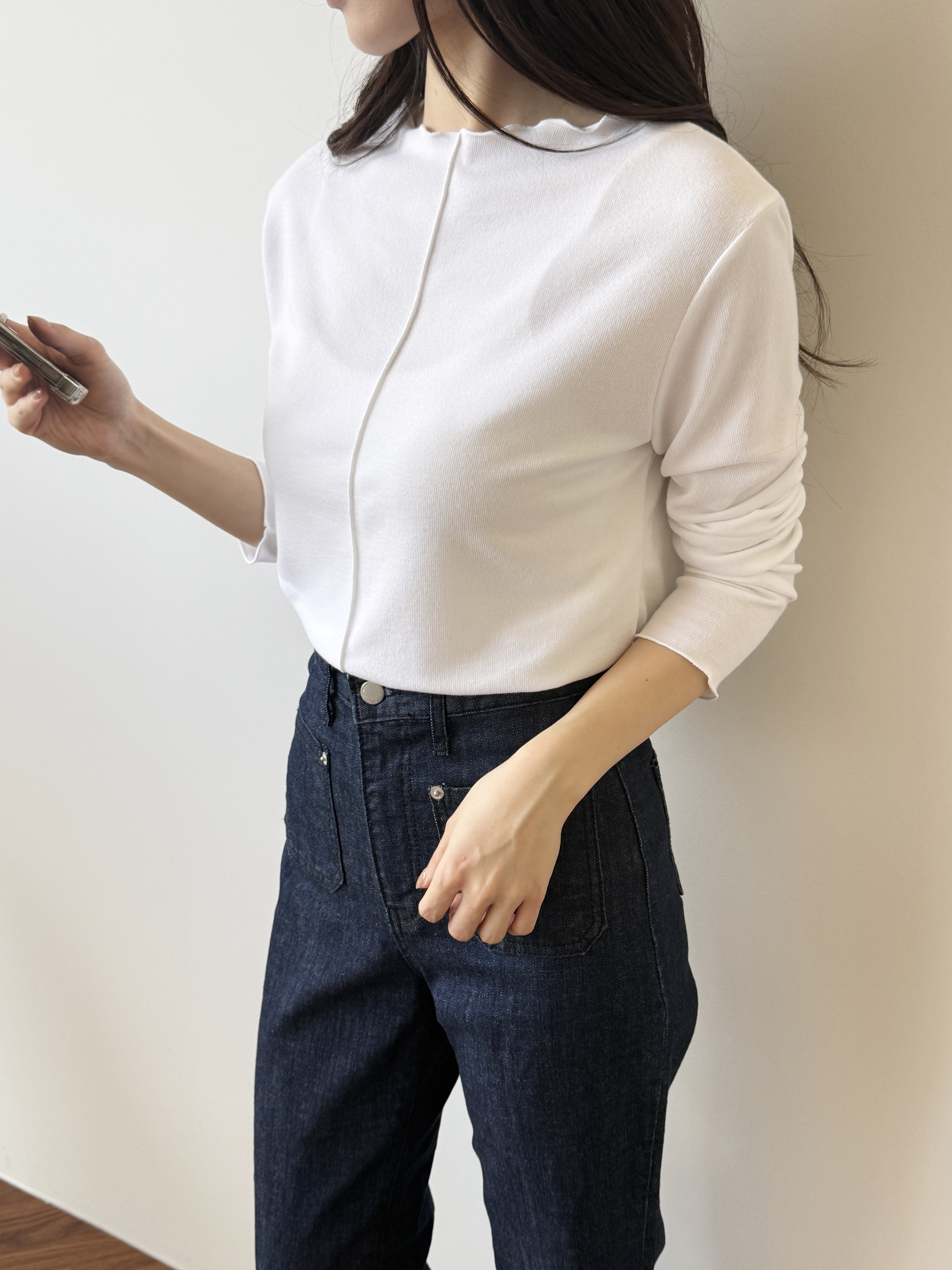 ストレッチラウンドネックライン長袖Tシャツ | 詳細画像8