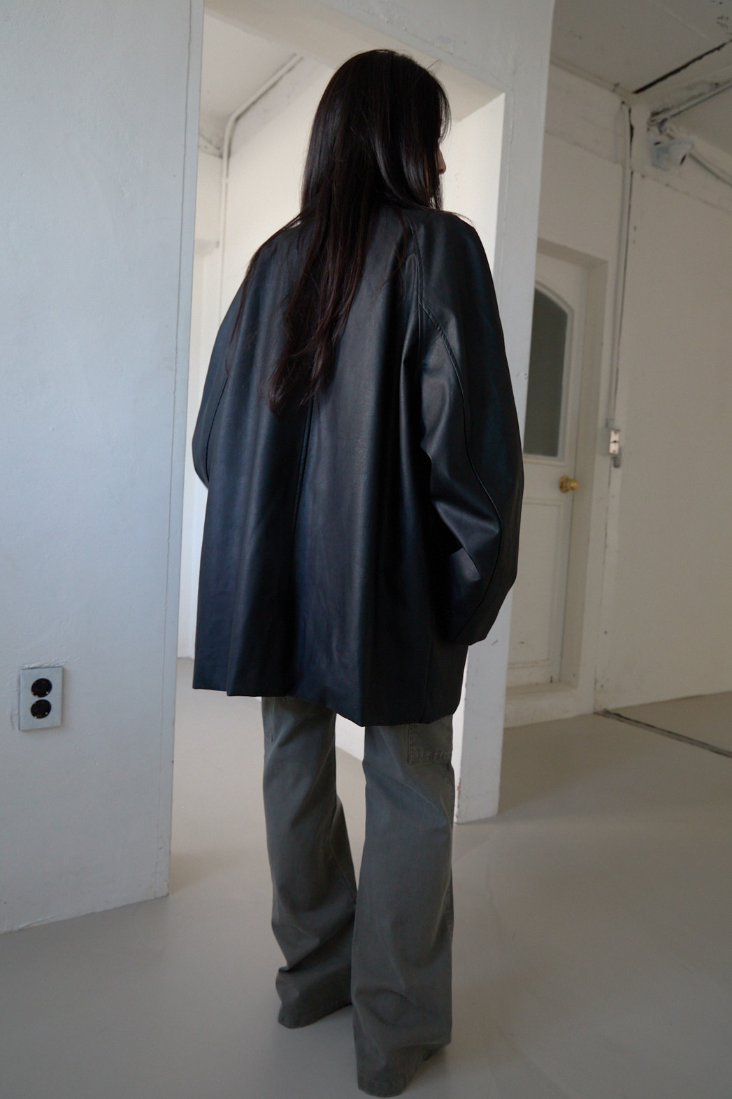レザー調オーバーサイズルーズハーフ無地ジャケットFW | 詳細画像14