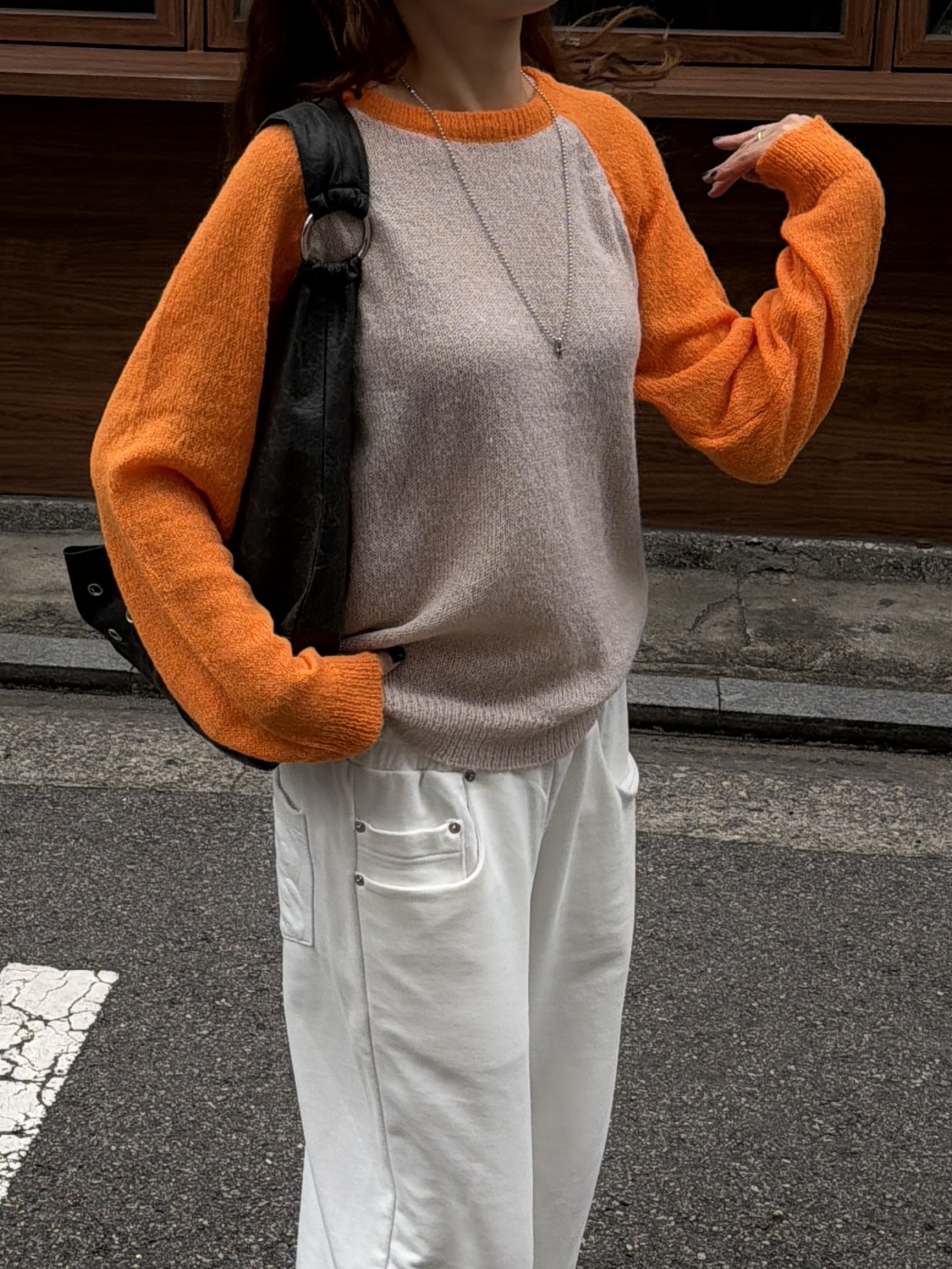 ビタミンカラー配色のクルーネックニット | 詳細画像12