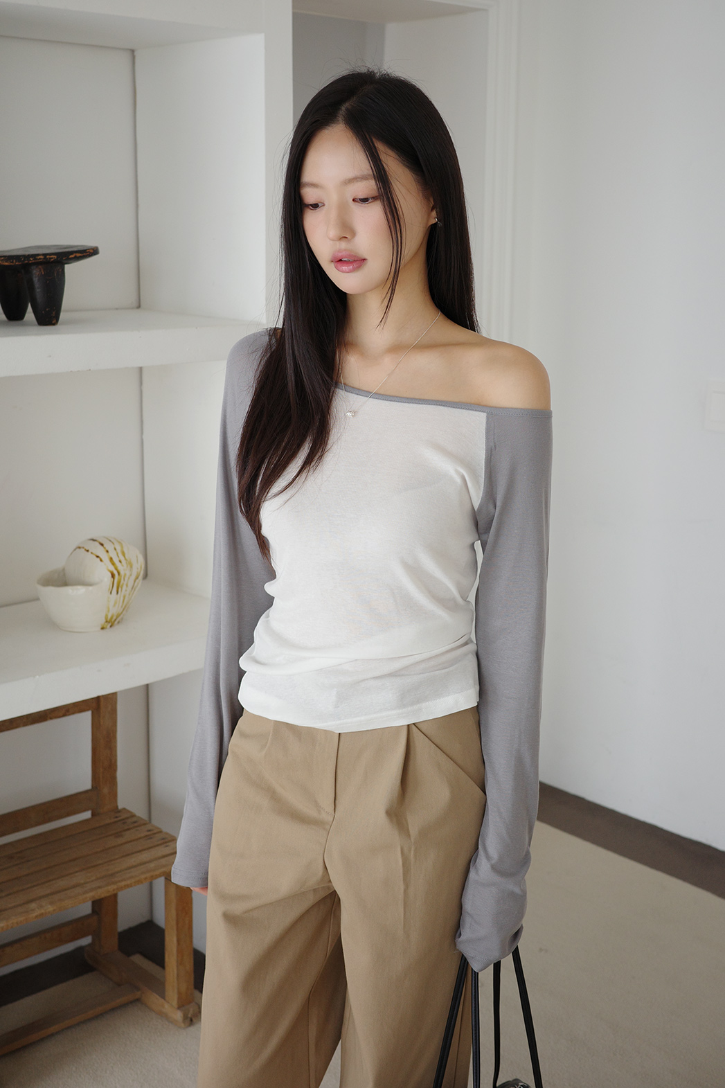 配色オフショルダーベーシック長袖Tシャツ | DHOLIC | 詳細画像5