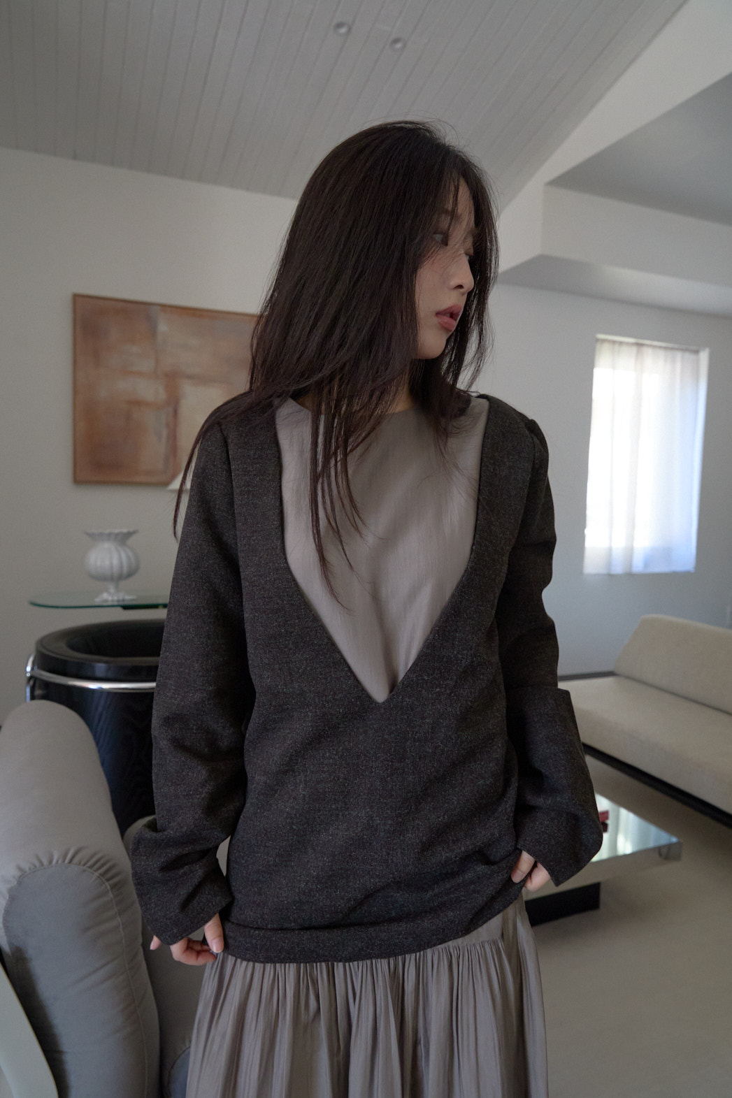 ストラップVネック無地ブラウス2WAYFW | 詳細画像8
