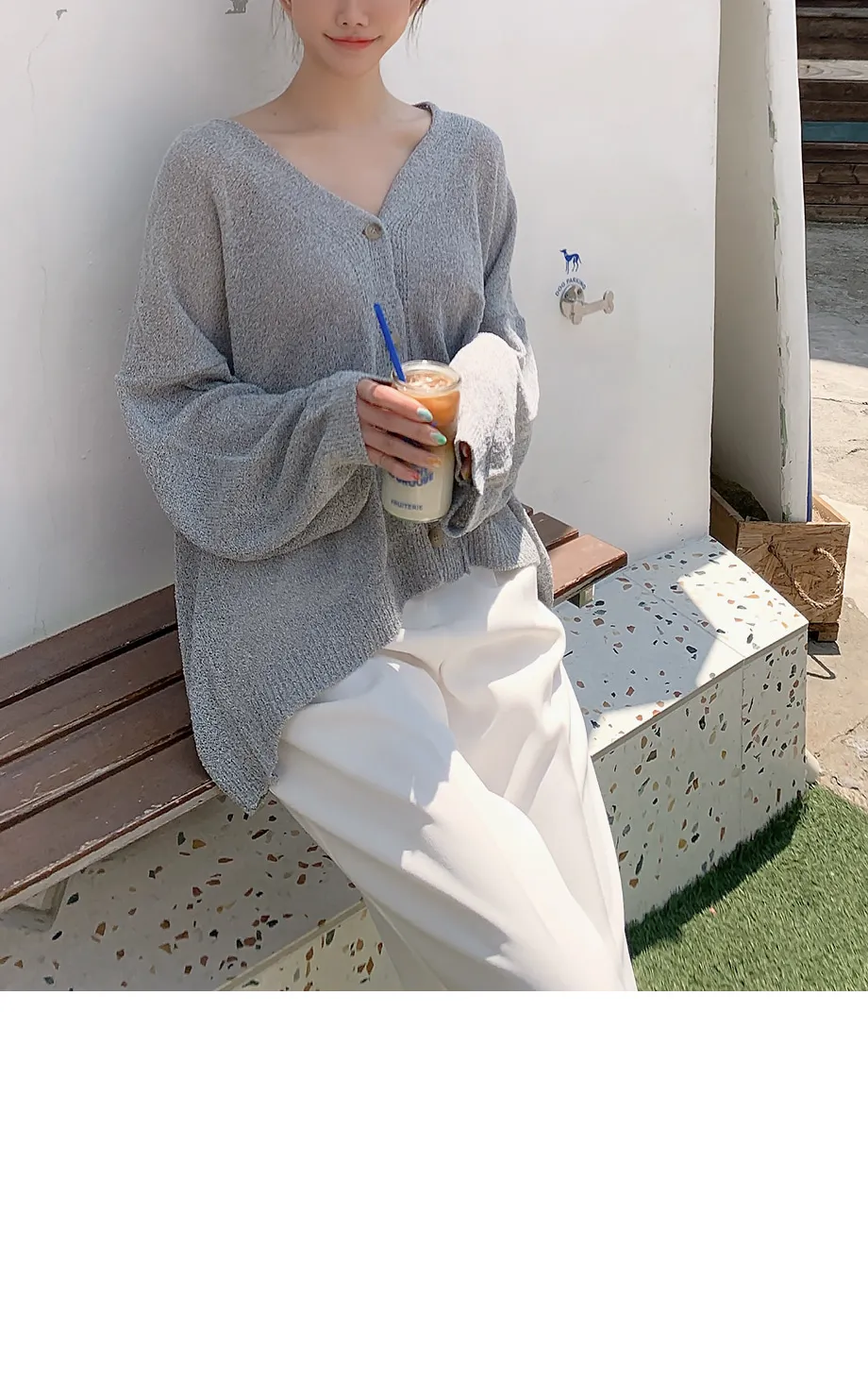 리리앤코 토리야 브이넥 니트 가디건