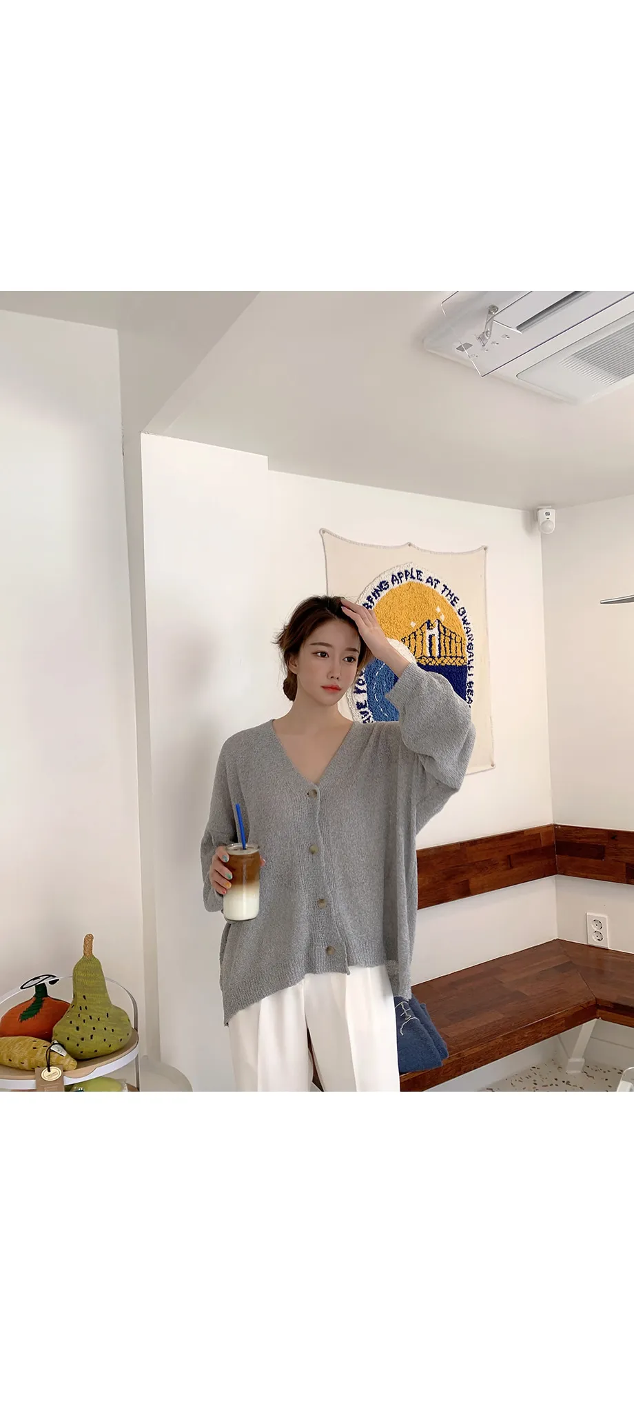 리리앤코 토리야 브이넥 니트 가디건