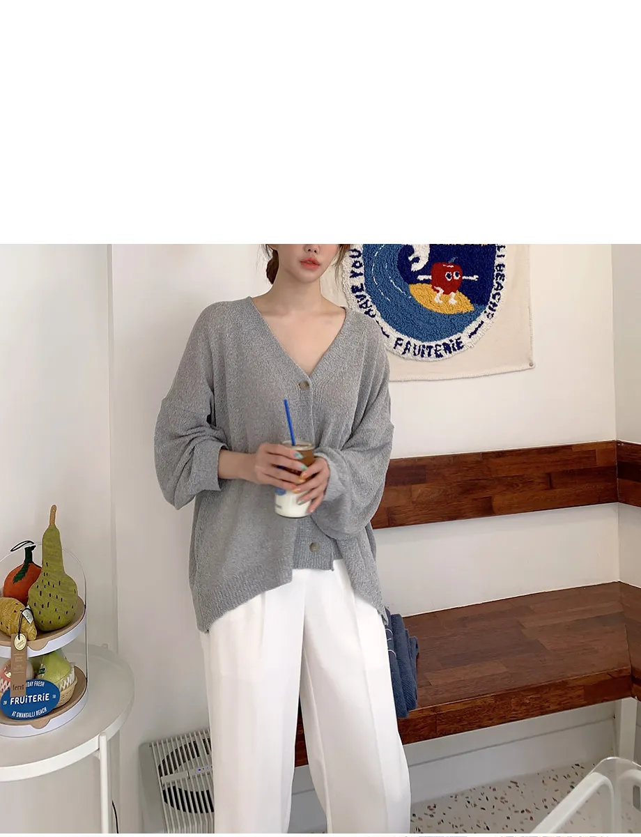 리리앤코 토리야 브이넥 니트 가디건