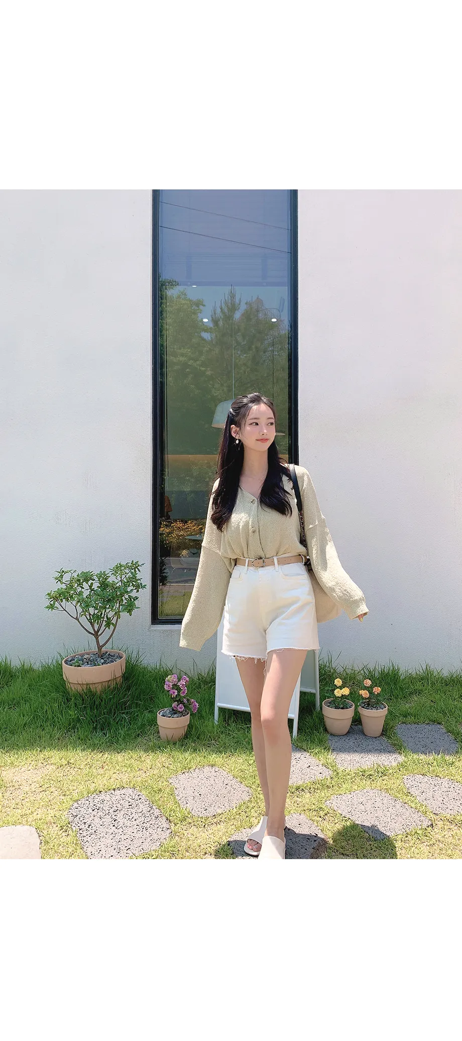 리리앤코 토리야 브이넥 니트 가디건