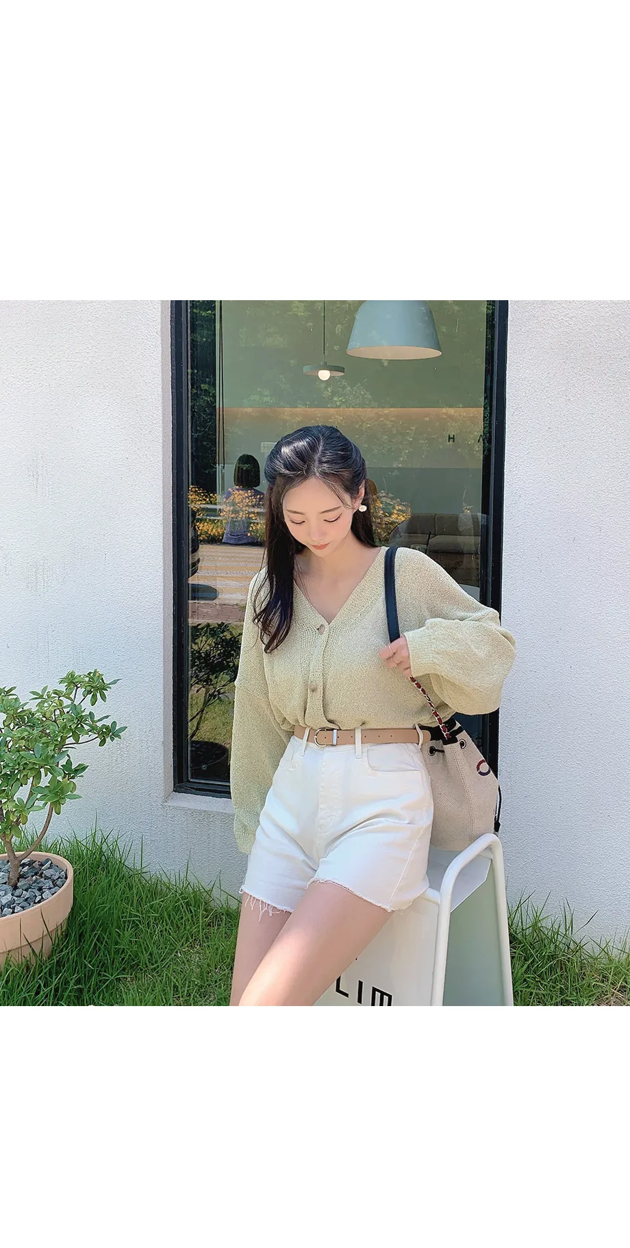 리리앤코 토리야 브이넥 니트 가디건