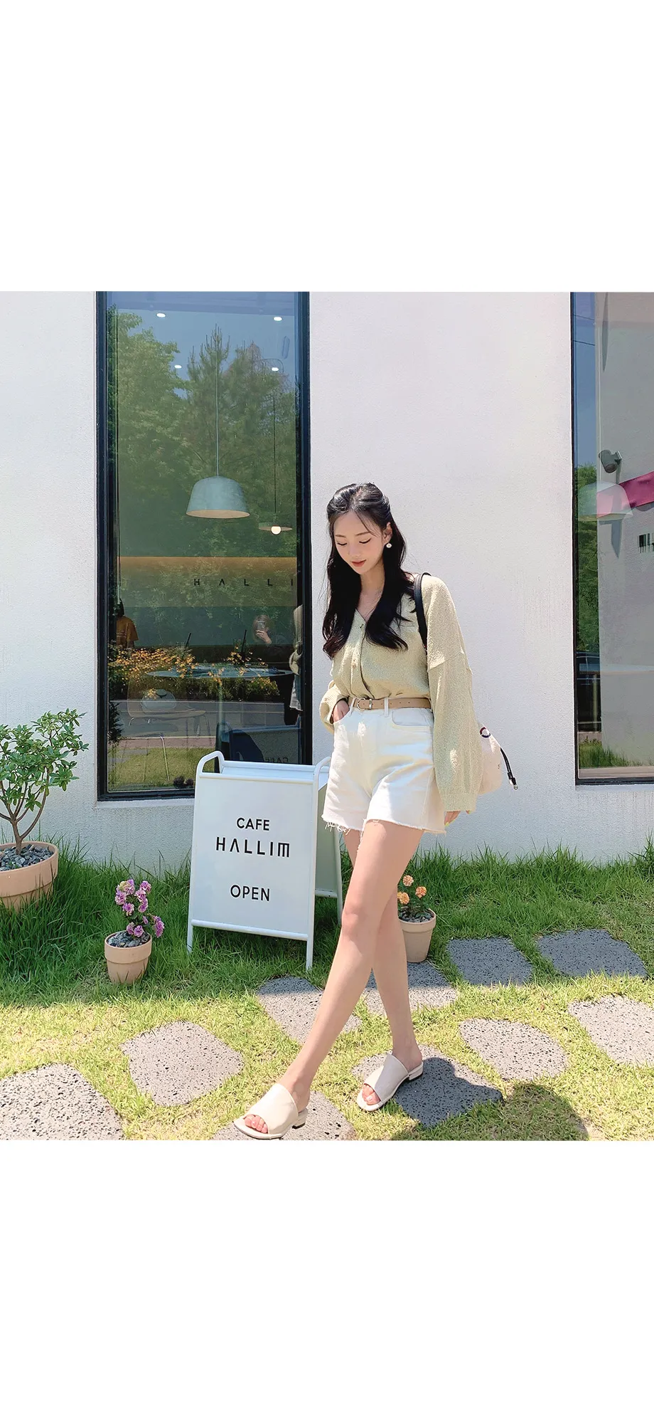 리리앤코 토리야 브이넥 니트 가디건