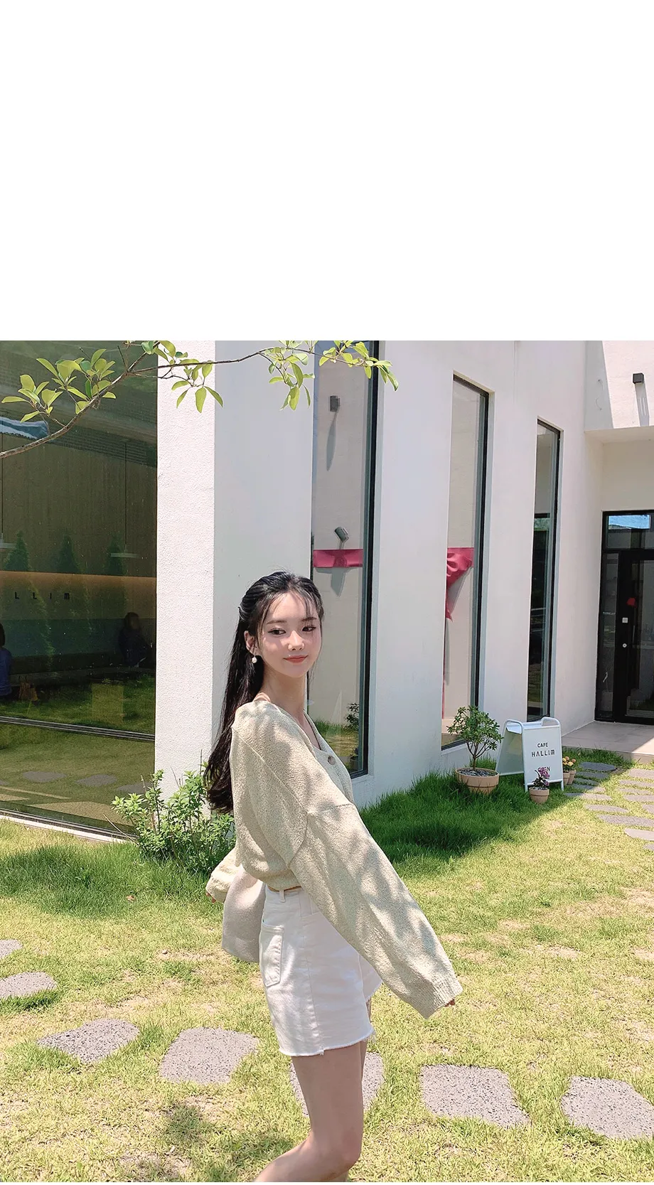 리리앤코 토리야 브이넥 니트 가디건