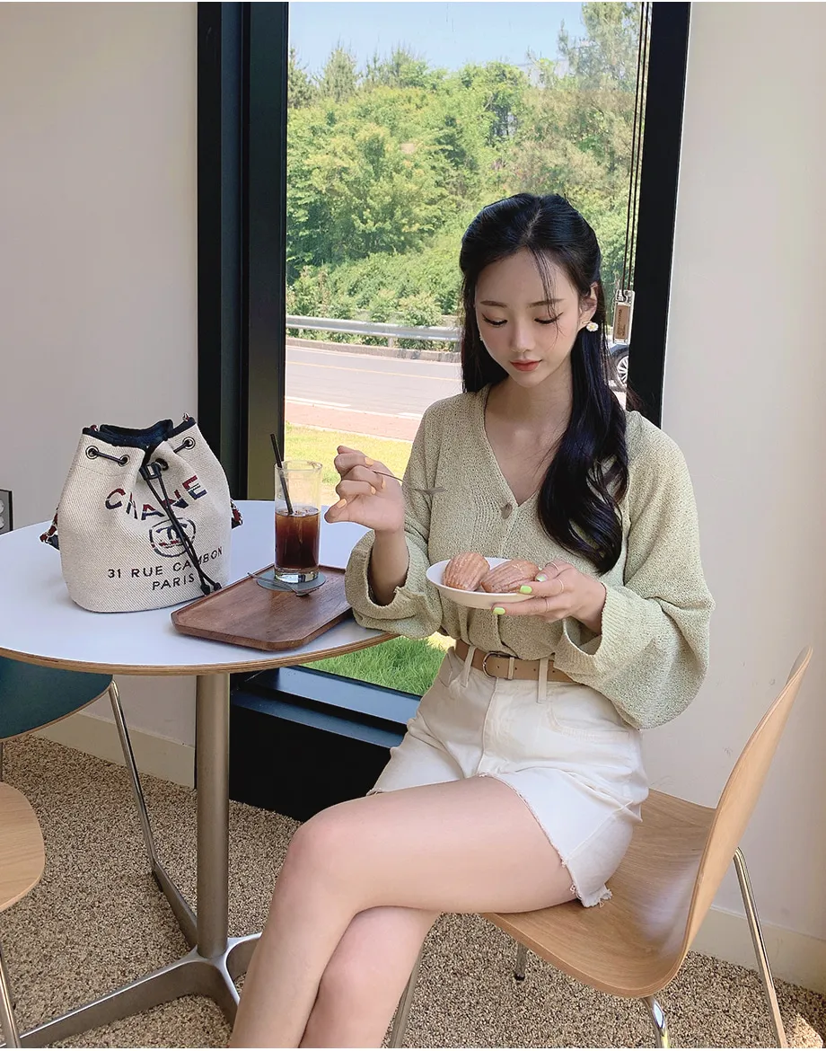 리리앤코 토리야 브이넥 니트 가디건