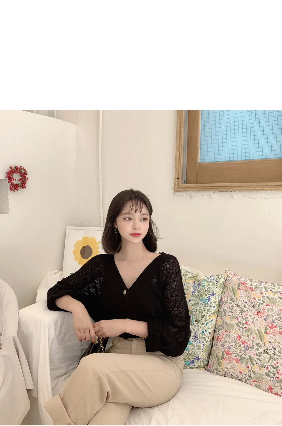 리리앤코 토리야 브이넥 니트 가디건