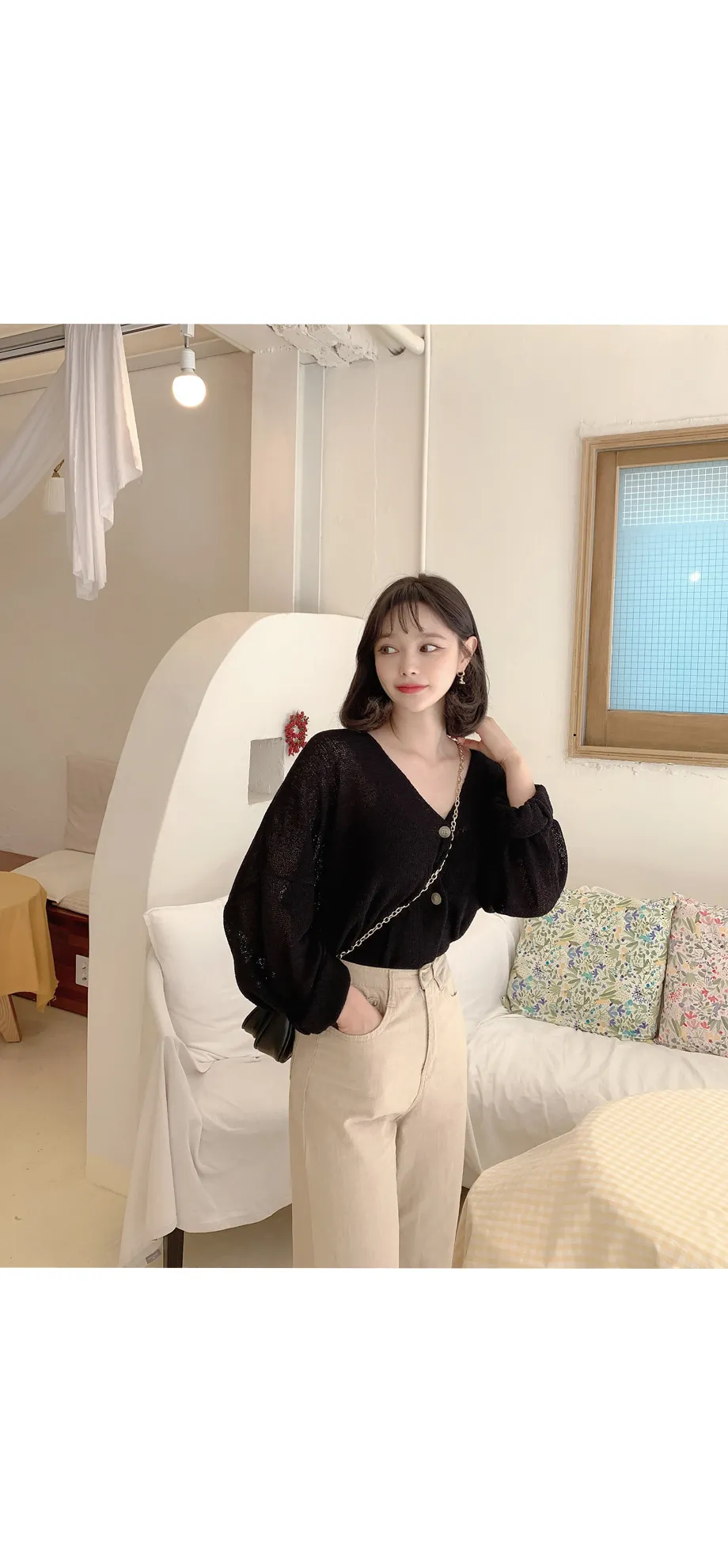 리리앤코 토리야 브이넥 니트 가디건