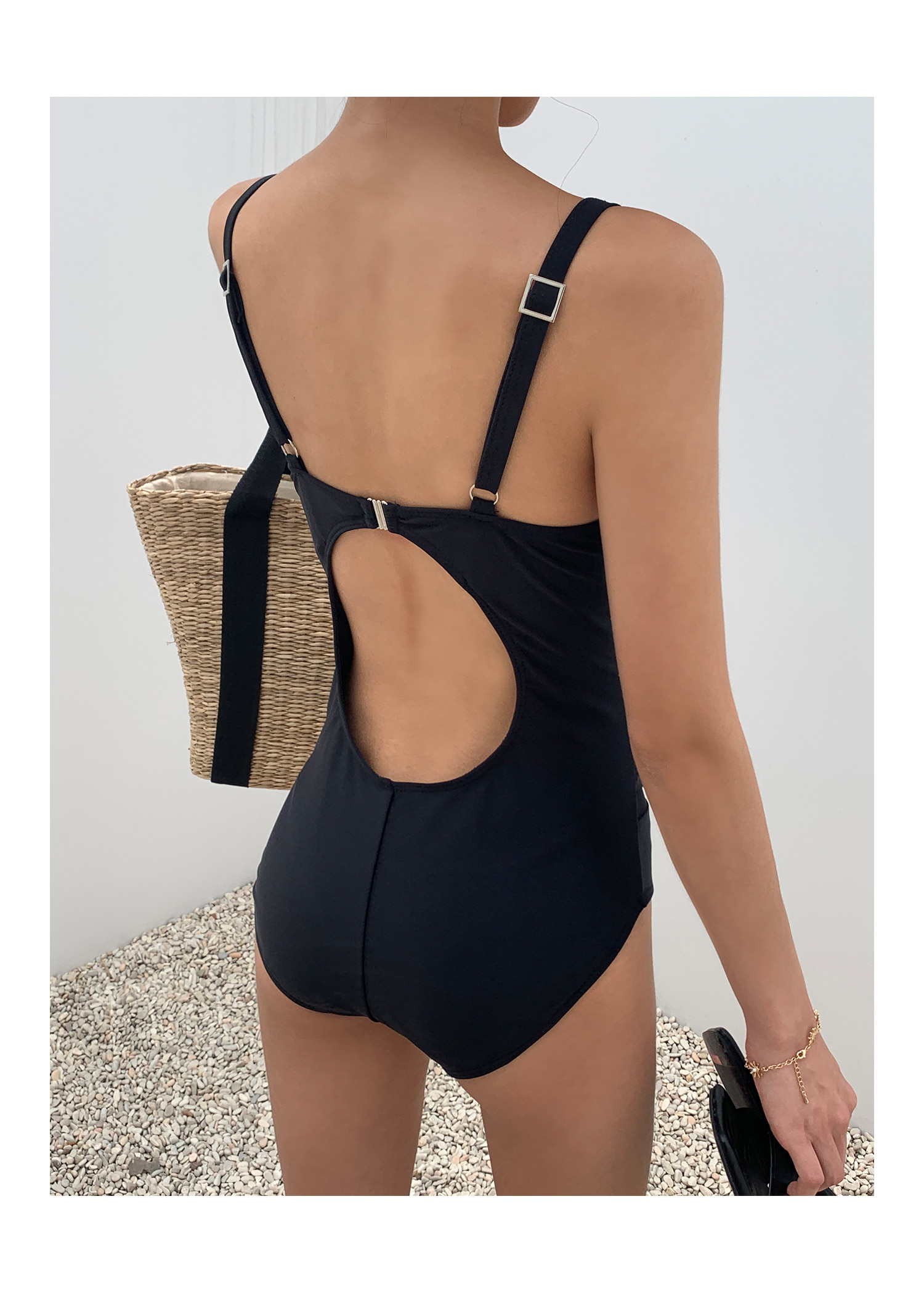 By the Bay Skimpy One-Piece | Lululemon JP