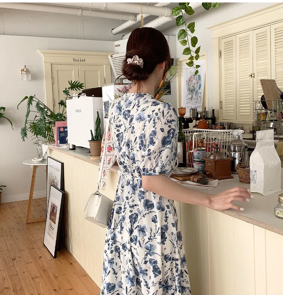 리리앤코 클루딩 브이넥 플라워 랩 원피스