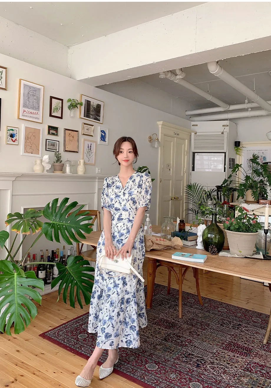 리리앤코 클루딩 브이넥 플라워 랩 원피스