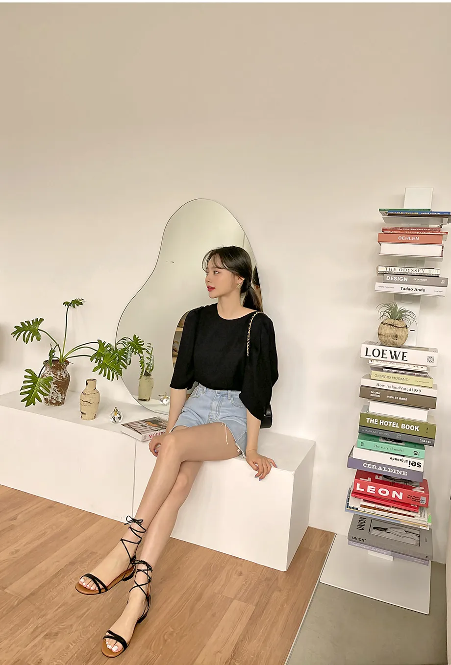 리리앤코 샤롤린 퍼프 블라우스