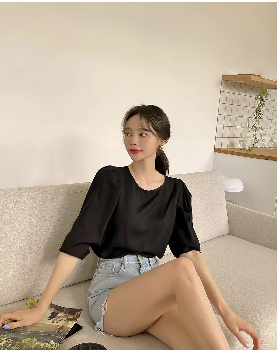 리리앤코 샤롤린 퍼프 블라우스