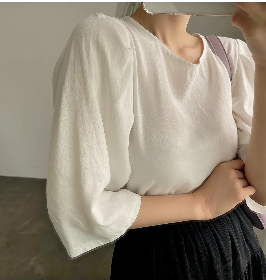 리리앤코 샤롤린 퍼프 블라우스
