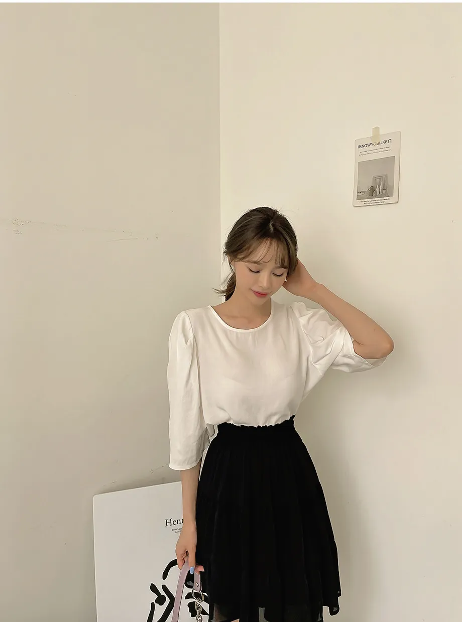 리리앤코 샤롤린 퍼프 블라우스