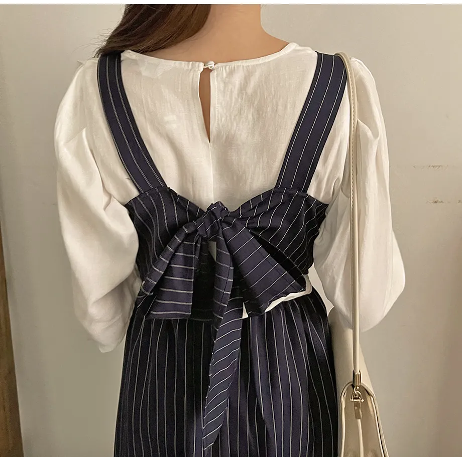 리리앤코 샤롤린 퍼프 블라우스