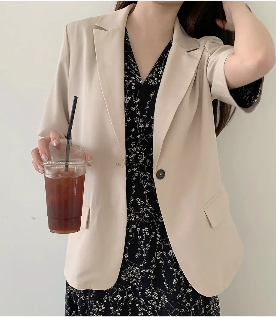 리리앤코 페이킨 베이직 반팔 자켓