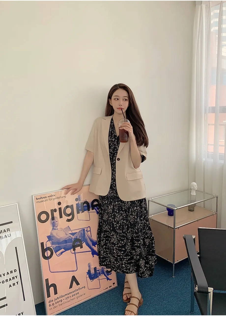리리앤코 페이킨 베이직 반팔 자켓