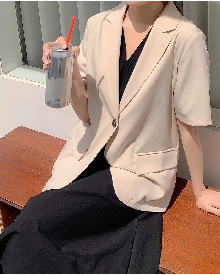 리리앤코 페이킨 베이직 반팔 자켓