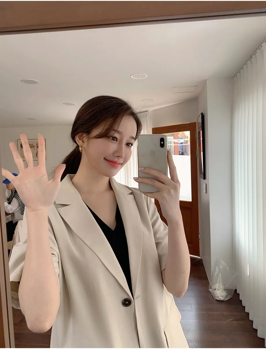 리리앤코 페이킨 베이직 반팔 자켓