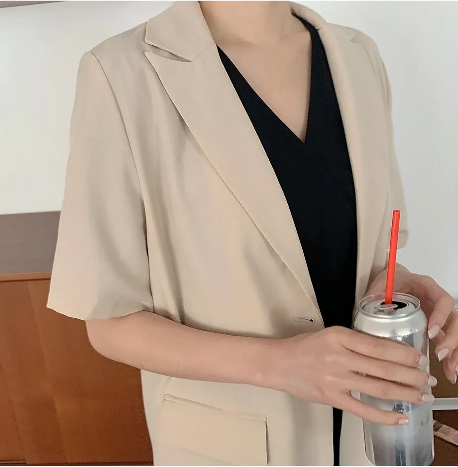 리리앤코 페이킨 베이직 반팔 자켓