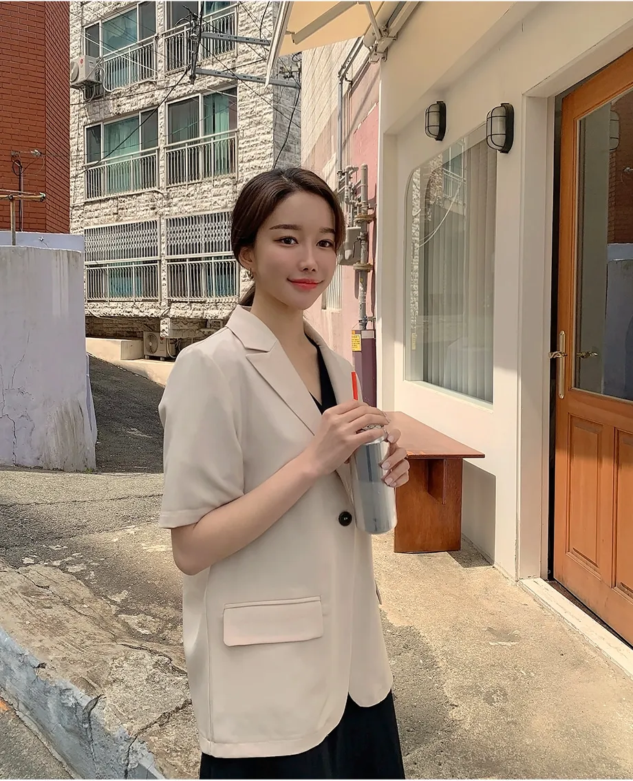 리리앤코 페이킨 베이직 반팔 자켓