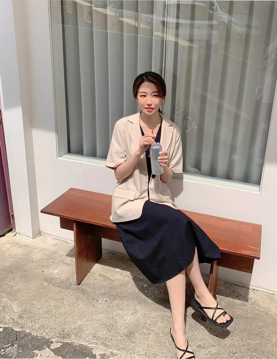 리리앤코 페이킨 베이직 반팔 자켓