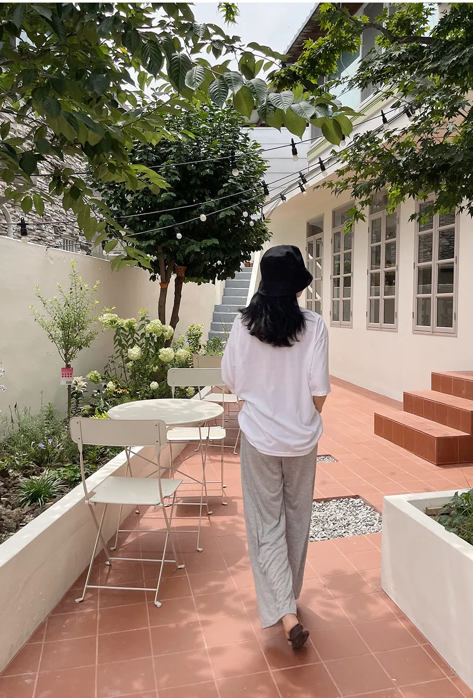 리리앤코 멜튼 밴딩 핀턱 와이드 팬츠