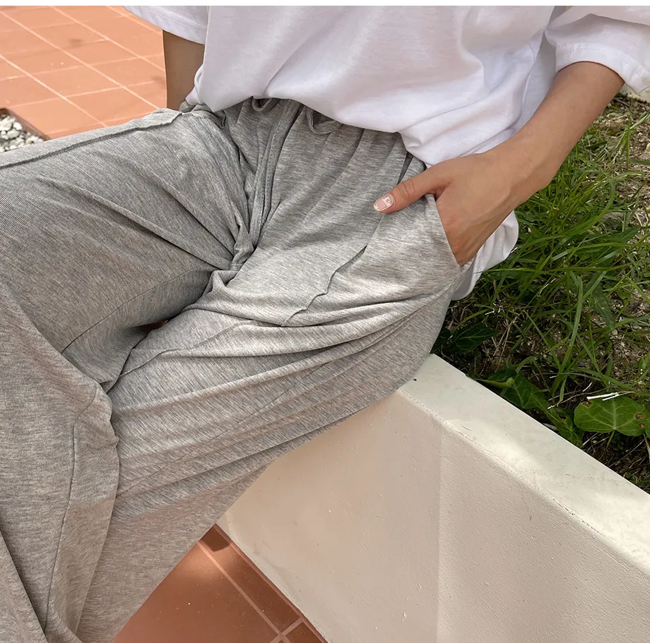 리리앤코 멜튼 밴딩 핀턱 와이드 팬츠