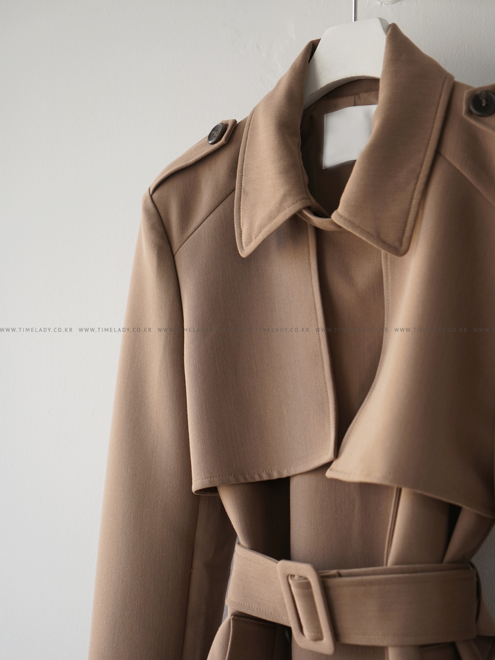 ベルト付ダブルフラップトレンチコート | レディースファッション通販