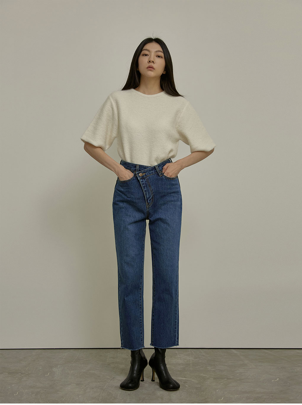 斜めウエストウォッシングデニムパンツ | レディース
