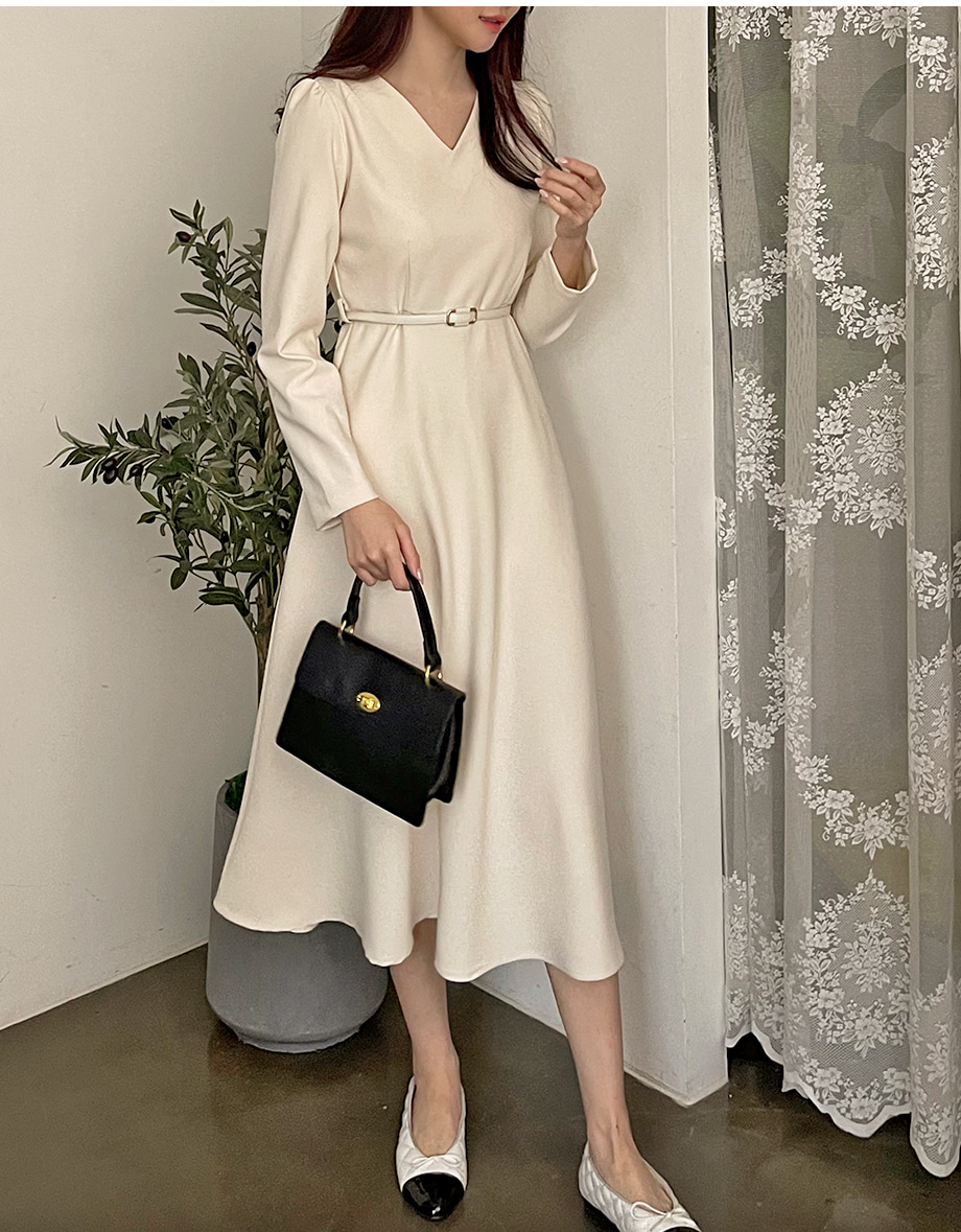Donna Karan ベルト付きVネックワンピース Belted Sheath Dress | Sheath Dress | Donna Karan