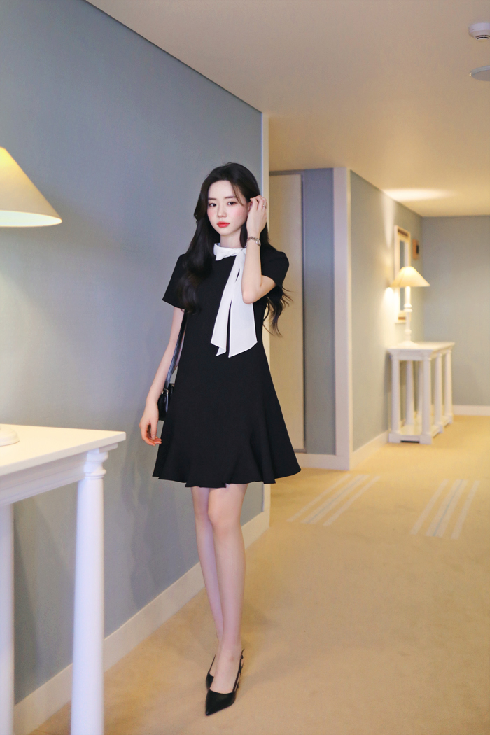 美品　ダーマコレクション　ボウタイ　ロングワンピース　Aライン　LL 千鳥柄 marai フレアワンピース ロングワンピース シャツワンピース