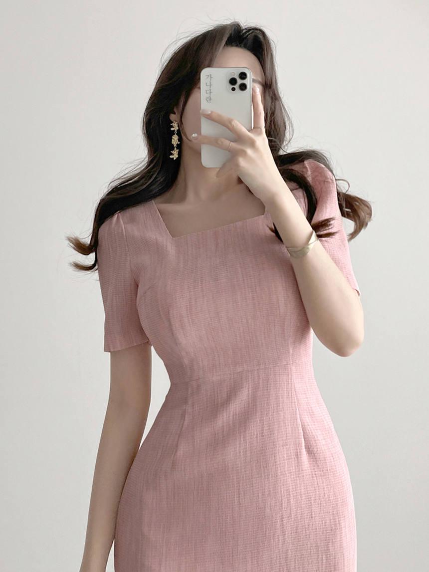 スクエア襟マーメイドワンピース ピンク スクエア襟マーメイドワンピース ピンク RESEXXY マーメイドニット