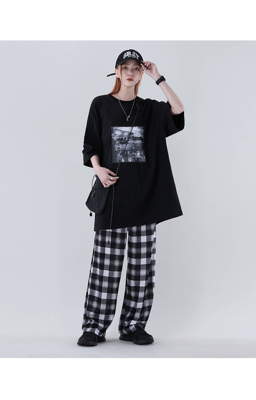 ボックスプリントオーバーTシャツ | レディースファッション通販 - DHOLIC