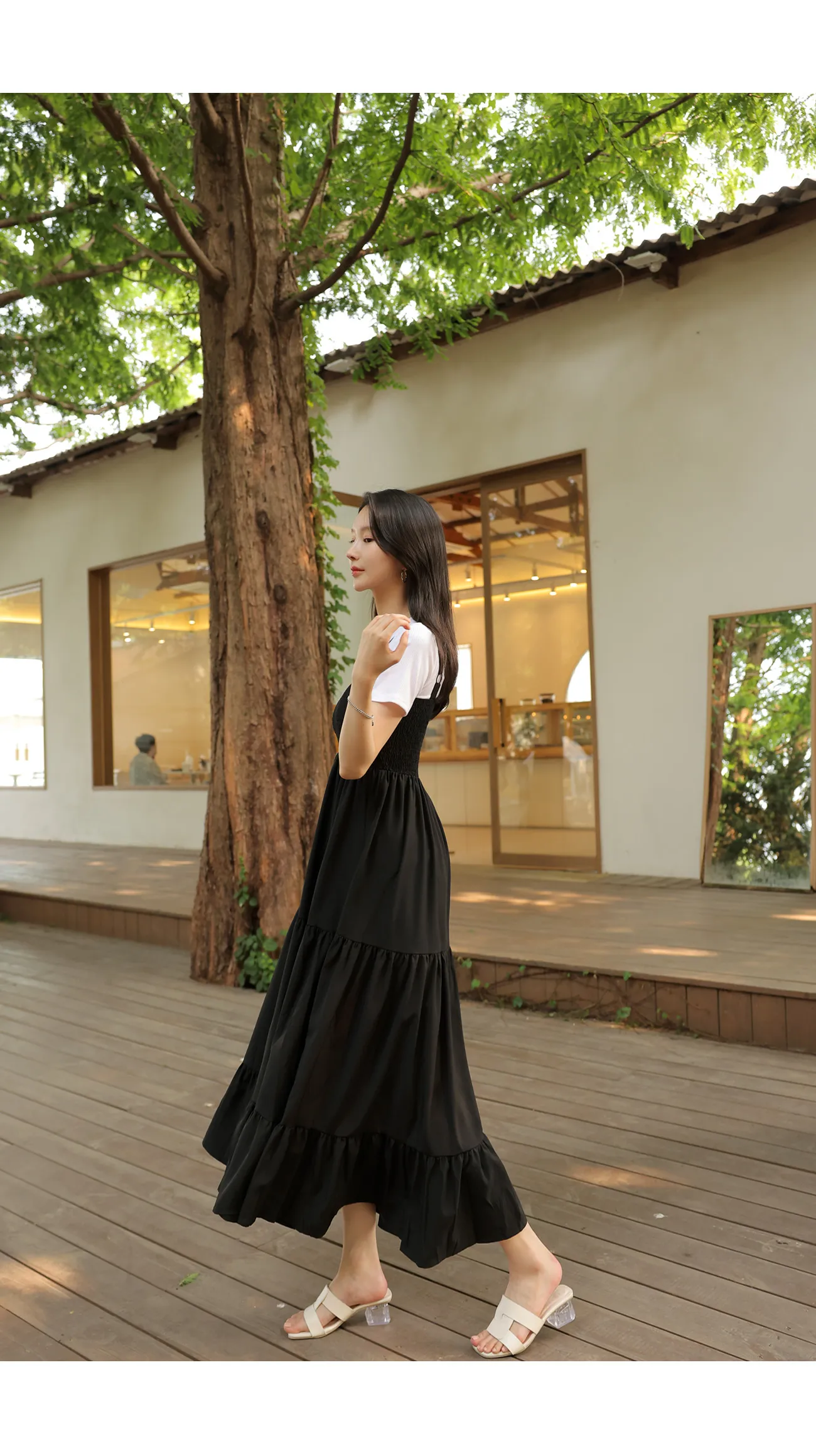 美品】obli オブリ シティプリントティアードワンピース/ブラック  