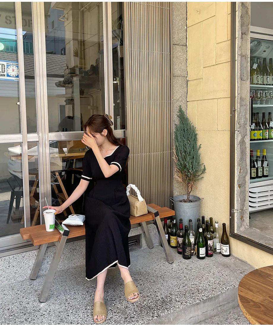 리리앤코 미쥬린 배색 퍼프 스트랩 롱 원피스