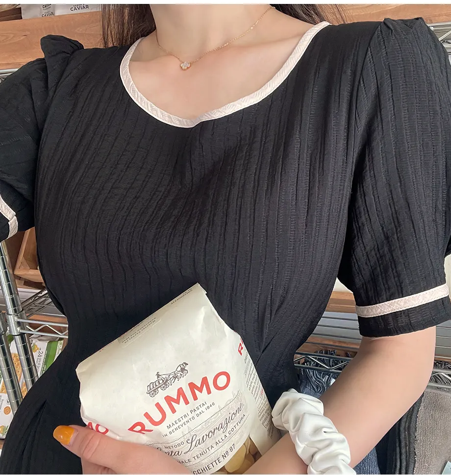 리리앤코 미쥬린 배색 퍼프 스트랩 롱 원피스