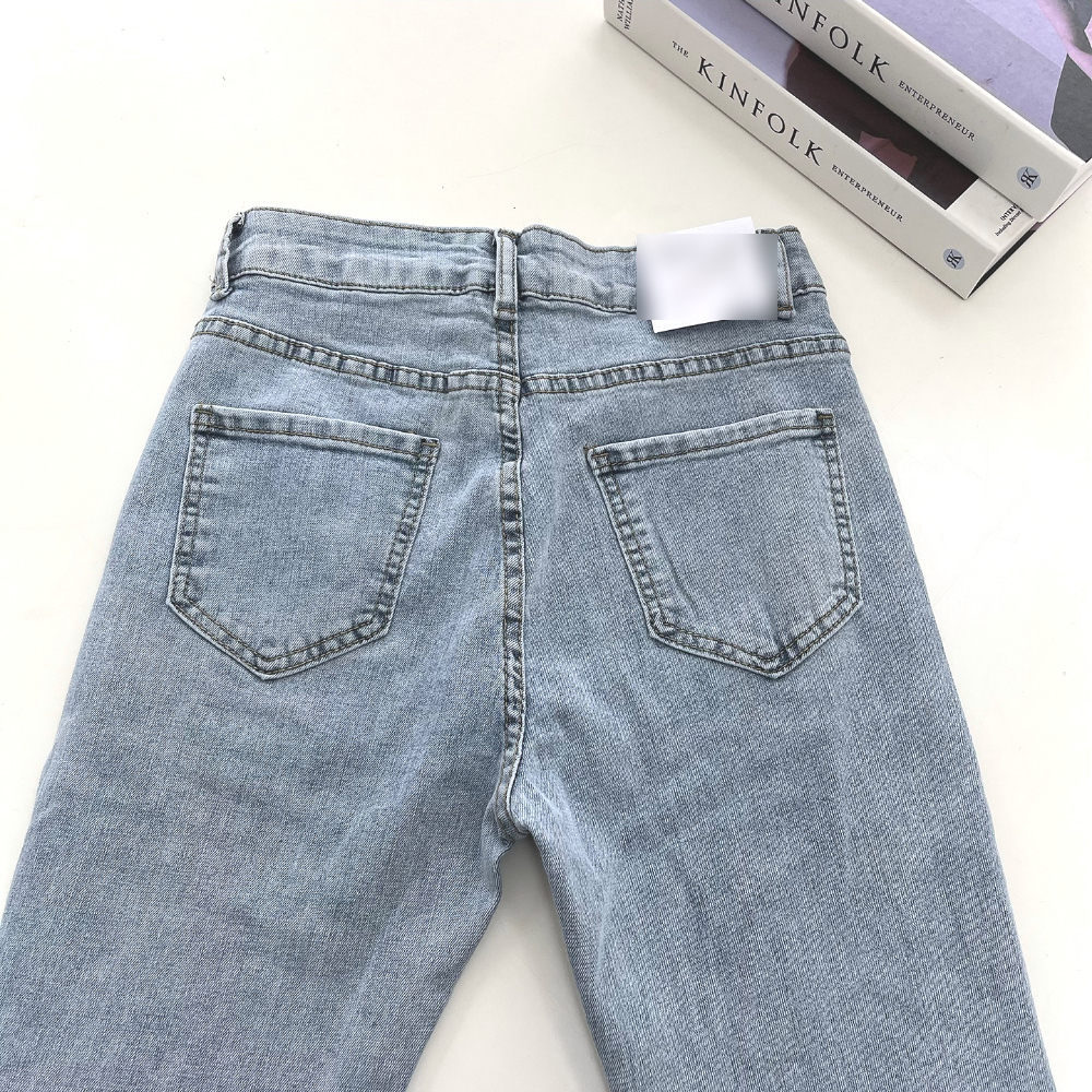 フレアライトブルーデニムパンツ | レディースファッション通販