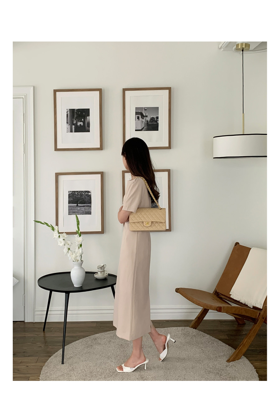 新品　TO BE CHIC ボートネックワンピース　オフホワイト　44 送料込 アイアスストレッチ ボートネックワンピース(ワンピース)｜TO BE CHIC