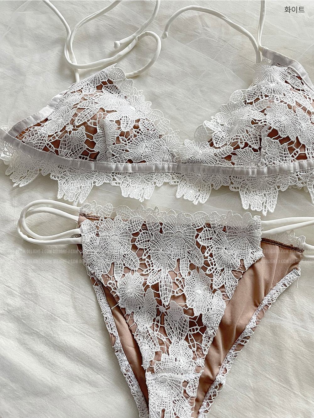フラワーレースディテール三角ビキニ | レディースファッション通販