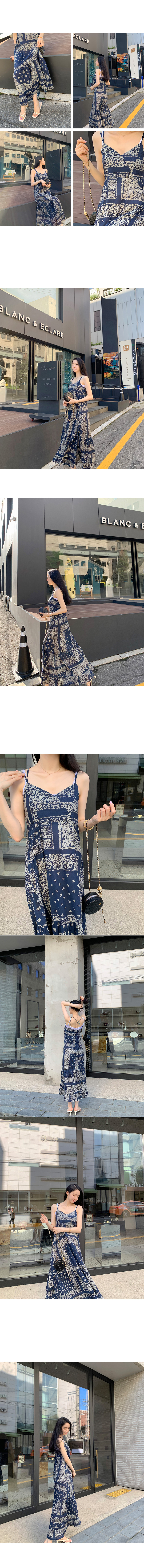 ル*マ様 未使用　寒色ペイズリーが美しい美シルエットワンピース　XS-S ホルターネックペイズリー柄ワンピース | レディース