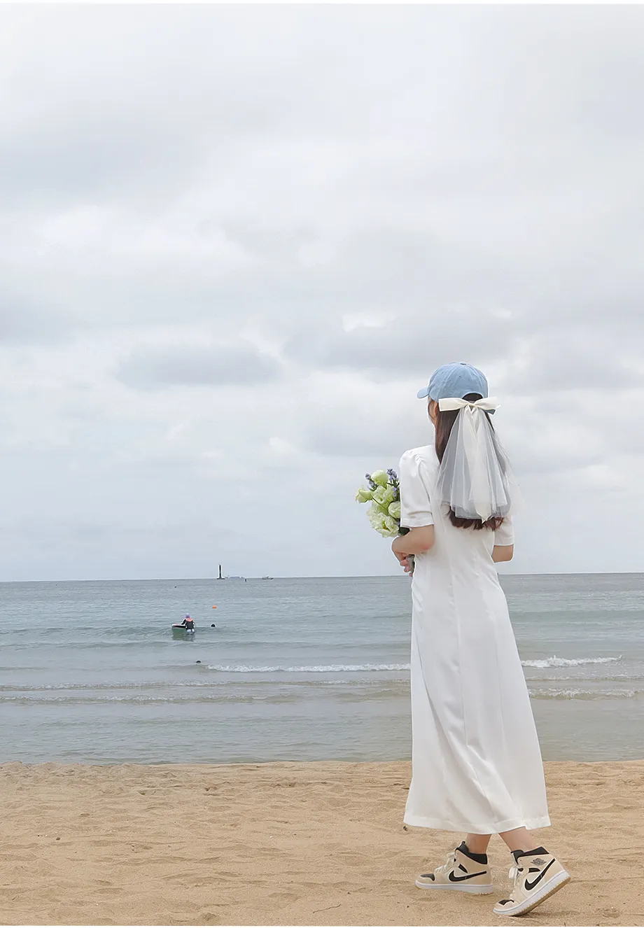 리리앤코 [웨딩룩] 슈델킨 셔링 스퀘어넥 롱 원피스